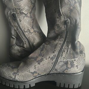 Donna Carolina Boots Made in Italy NEW size 39